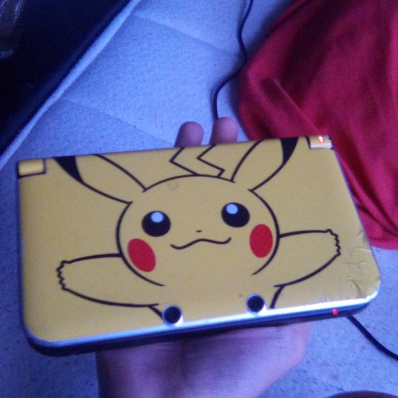 Nintendo 3ds with Pokemon game - Picture 4 of 4